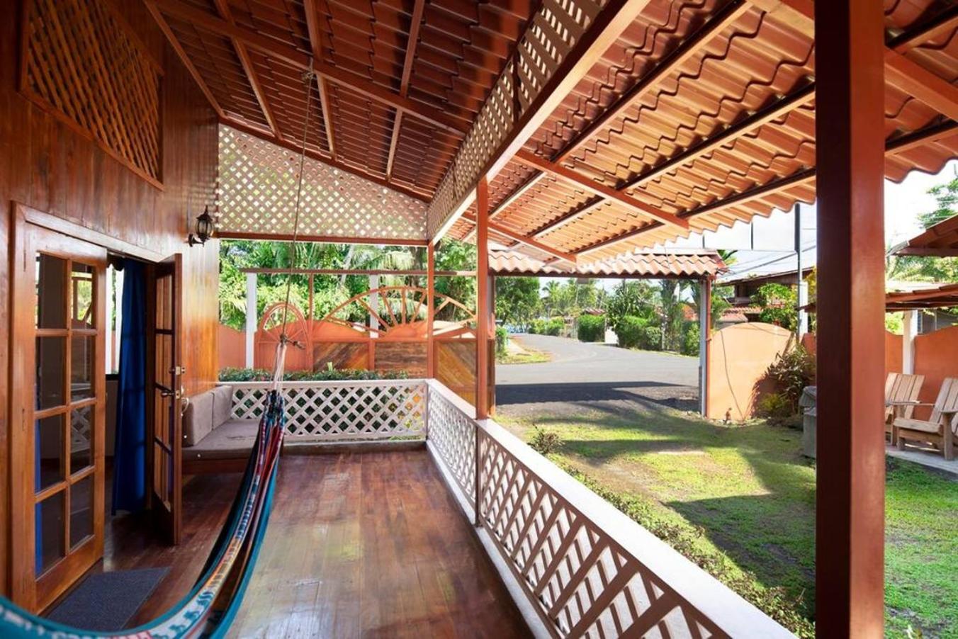 Poolside Beach House At Pangea Lodge مانزانيلو المظهر الخارجي الصورة