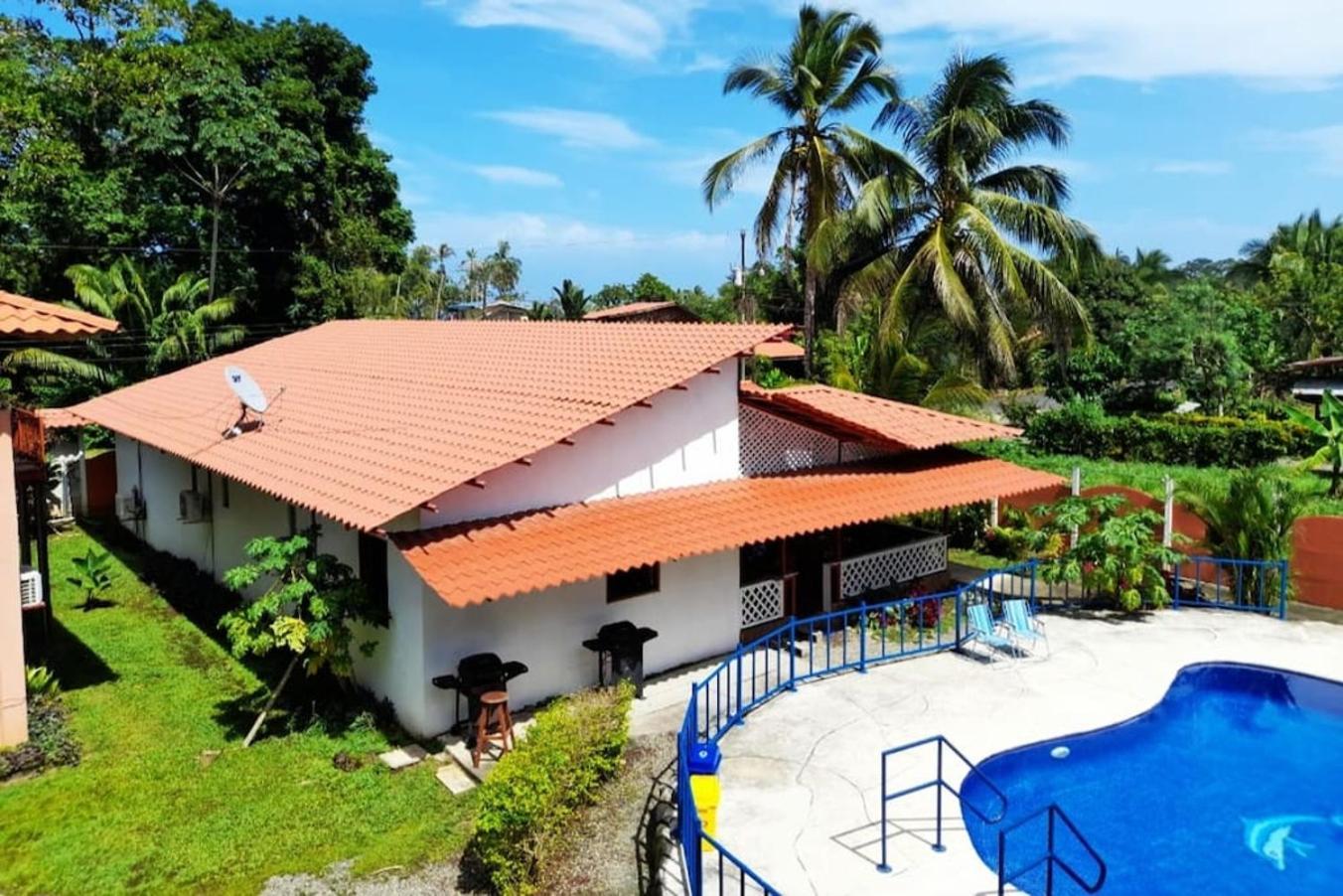 Poolside Beach House At Pangea Lodge مانزانيلو المظهر الخارجي الصورة
