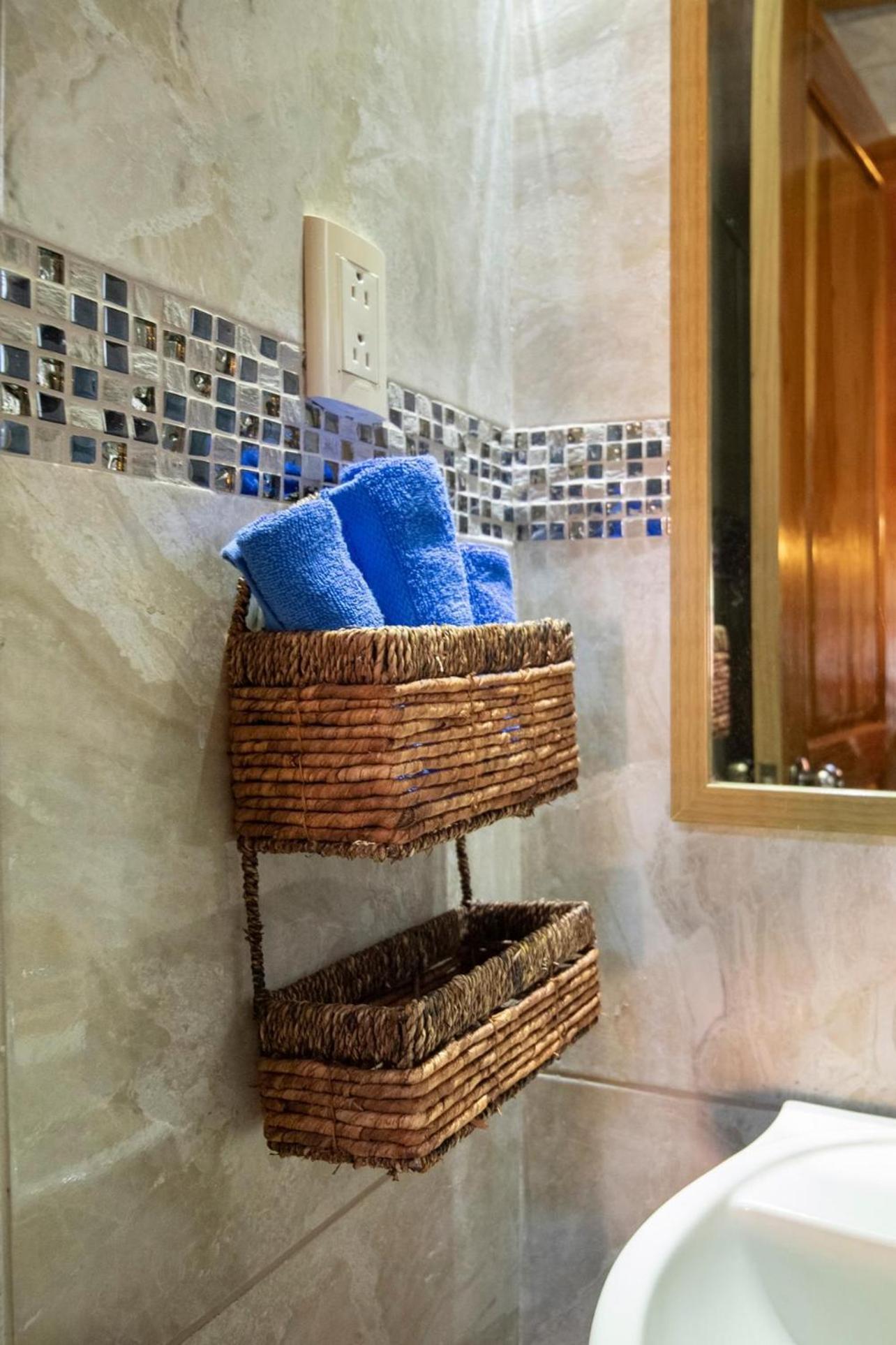 Poolside Beach House At Pangea Lodge مانزانيلو المظهر الخارجي الصورة